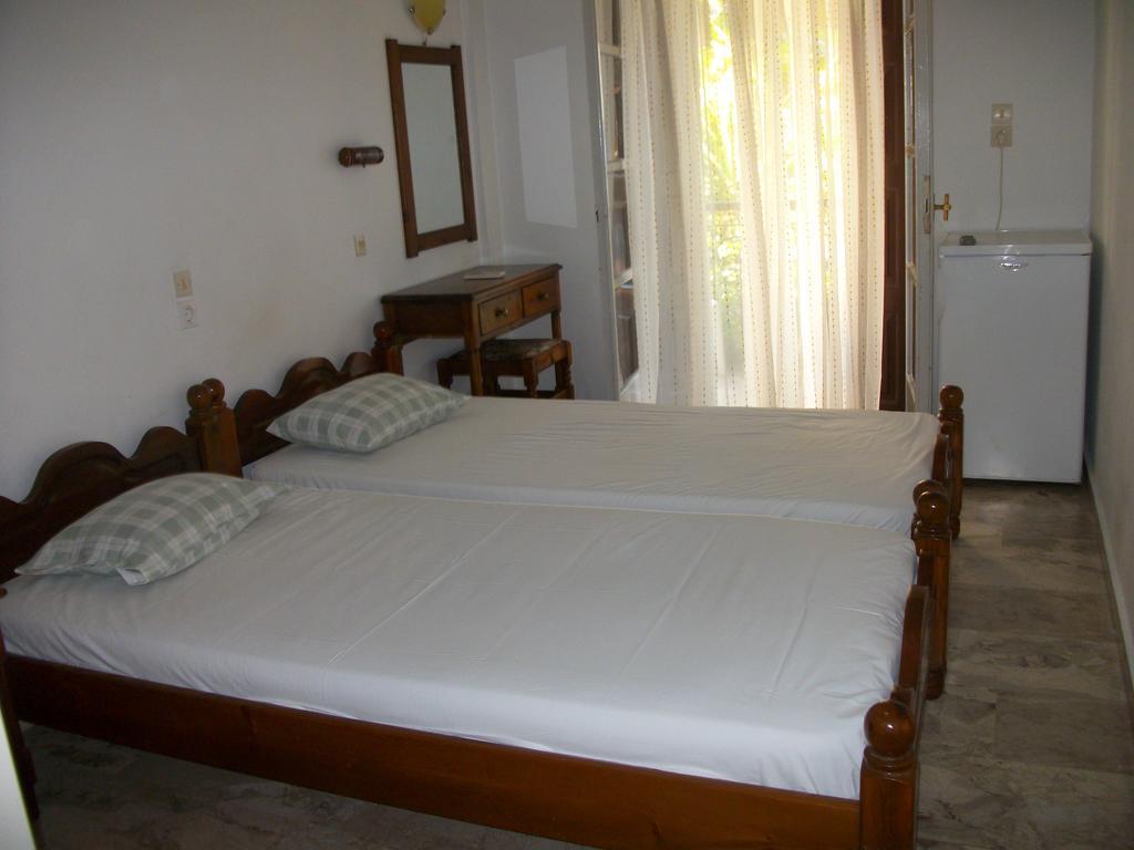 Jasmine'S Guest House カルロヴァシ 部屋 写真